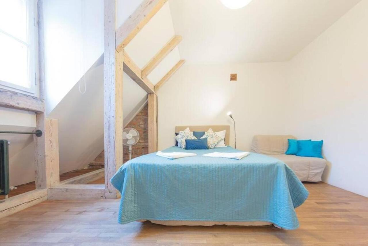 Snug Apartment In A Tenement House - Old Town - F50/5 Warsaw Luaran gambar
